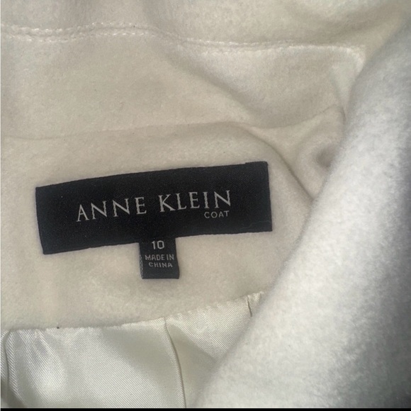 Anne Klein Women's Ivory Coat Size 10 Winter Outerwear Classic With Pockets - Picture 2 of 11